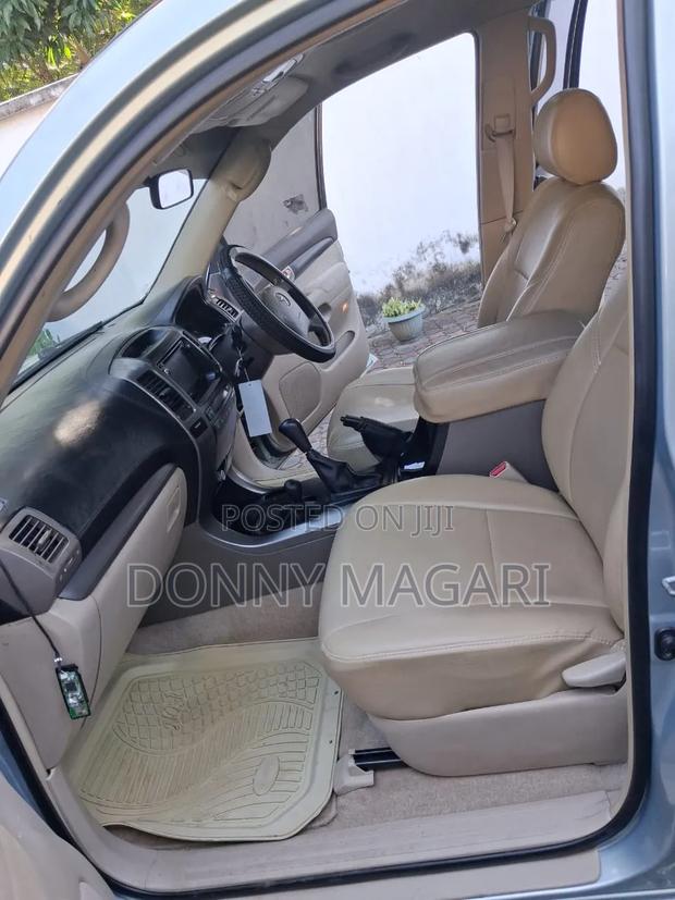 Toyota Land Cruiser Prado 2007 Silver