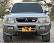 Mitsubishi Pajero 2000 Silver for sale
