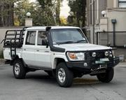 Toyota Land Cruiser 2017 Pearl for sale