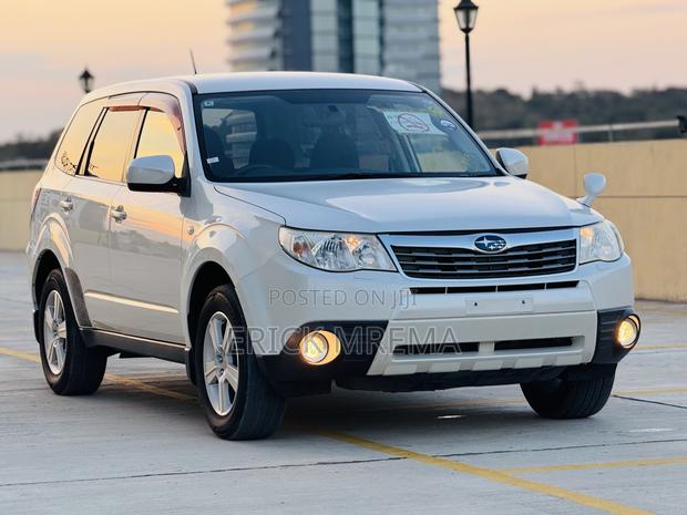 Subaru Forester 2009 White