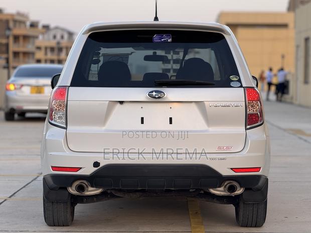 Subaru Forester 2009 White