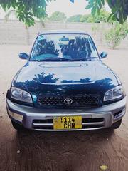 Toyota RAV4 2004 Green for sale