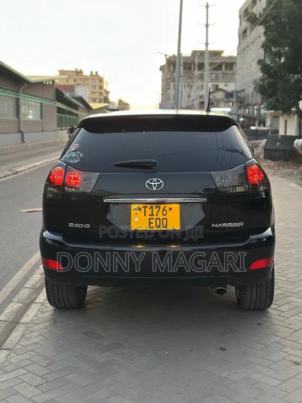 Toyota Harrier 2006 Black