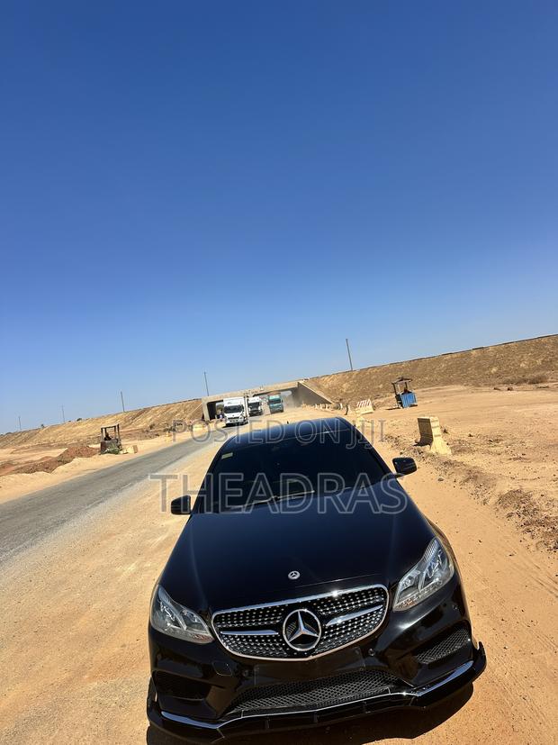 Mercedes-Benz E200 2014 Black