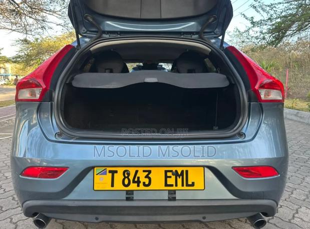 Volvo V40 2014 Gray