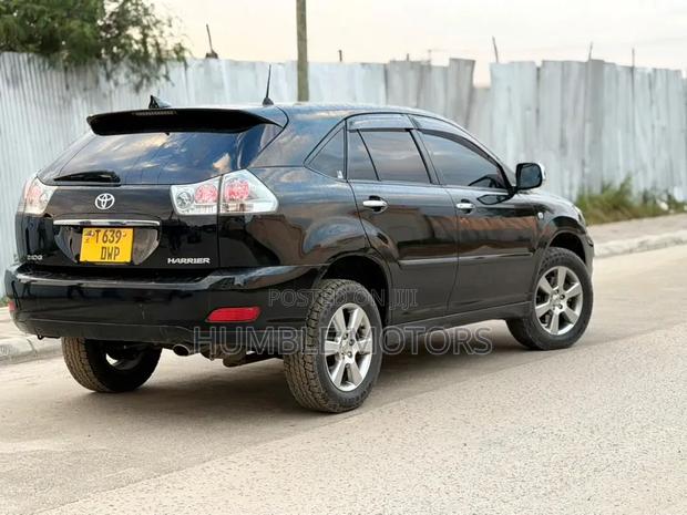 Toyota Harrier 2006 Black