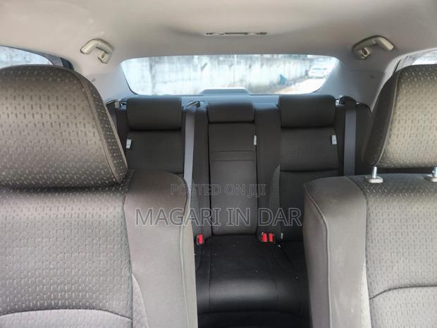 Toyota Crown 2009 White