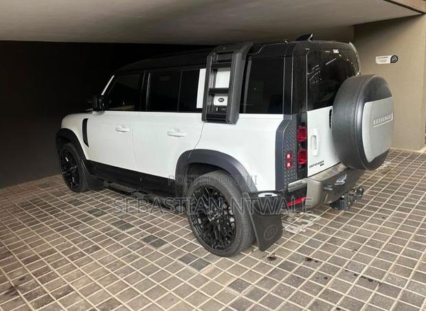 New Land Rover Defender 2023 White