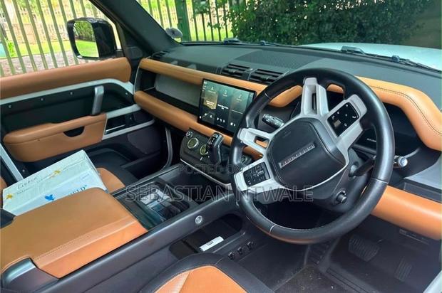 New Land Rover Defender 2023 White