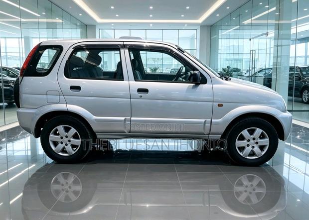 Toyota Cami 2006 Silver