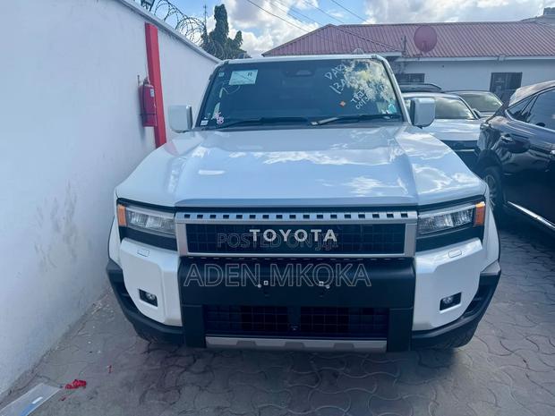 New Toyota Land Cruiser Prado 2024 White