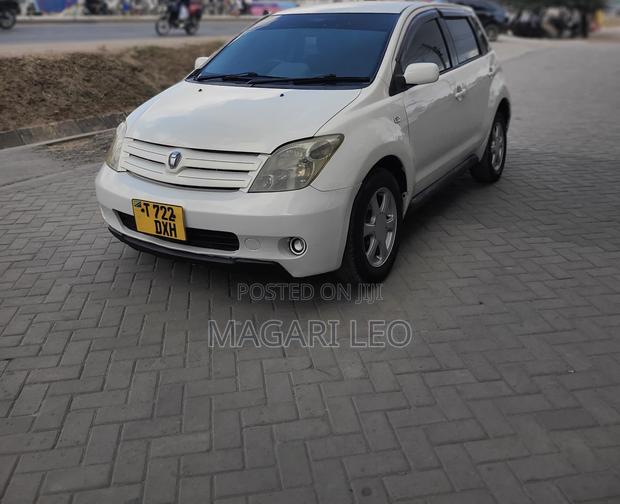 Toyota IST 2005 Pearl