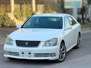 Toyota Crown Royale 2005 White for sale