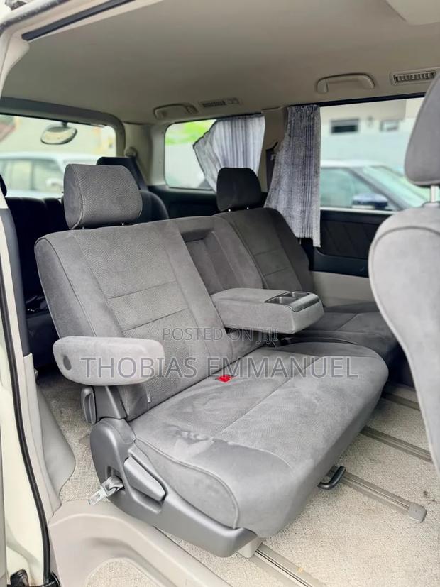 Toyota Alphard 2005 White