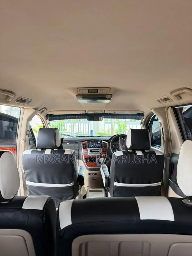 Toyota Alphard 2004 Black