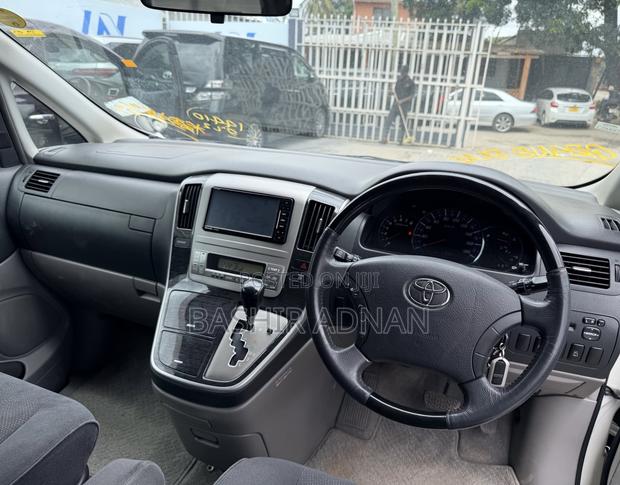 Toyota Alphard 2005 White