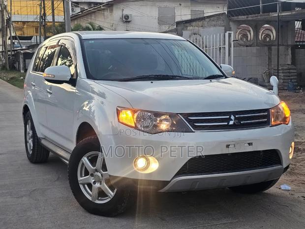 Mitsubishi Outlander 2006 White