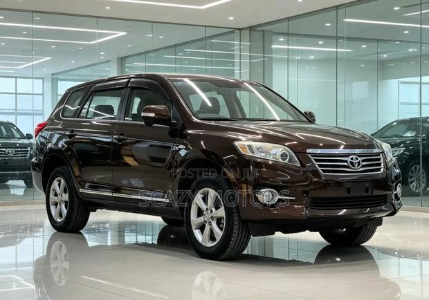 Toyota Vanguard 2013 Maroon