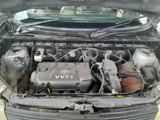 Toyota Blade 2004 Black