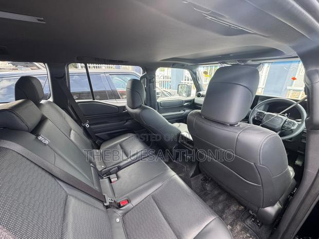 Toyota Land Cruiser Prado 2025 Black