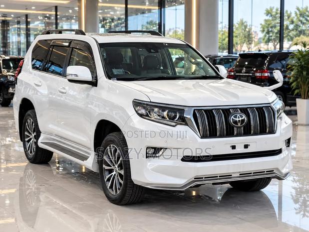 Toyota Land Cruiser Prado 2021 White