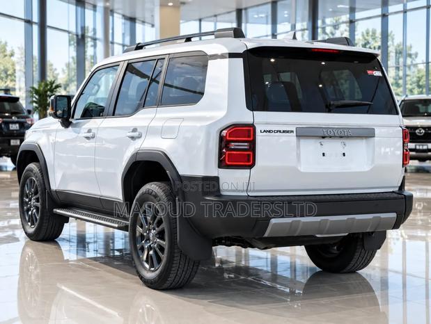 Toyota Land Cruiser 2024 White