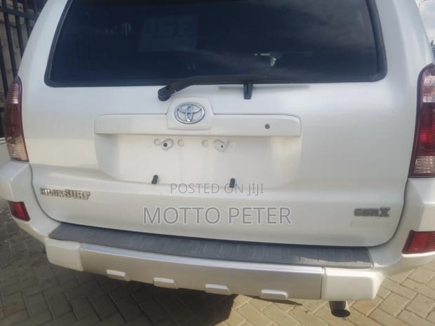 Toyota Hilux Surf 2003 White