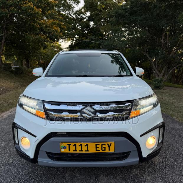 Suzuki Grand Vitara 2015 White