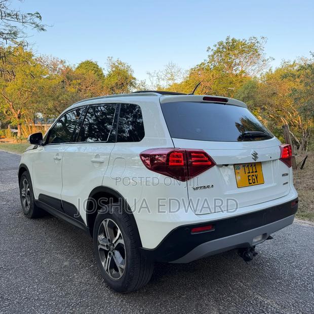 Suzuki Grand Vitara 2015 White