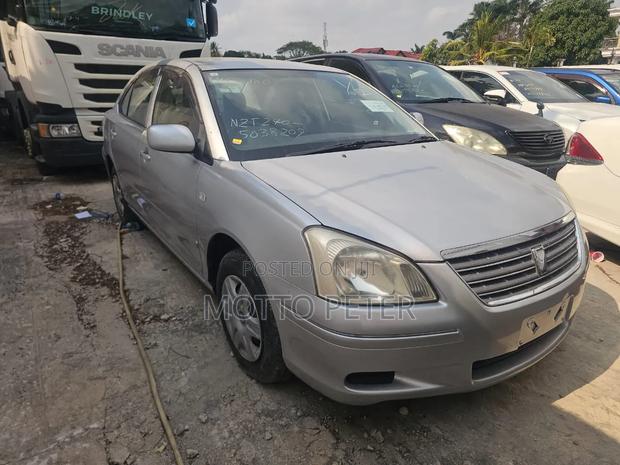 Toyota Premio 2005 Silver