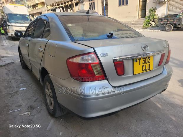 Toyota Premio 2005 Silver