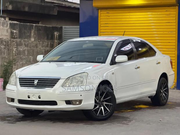 Toyota Premio 2004 White