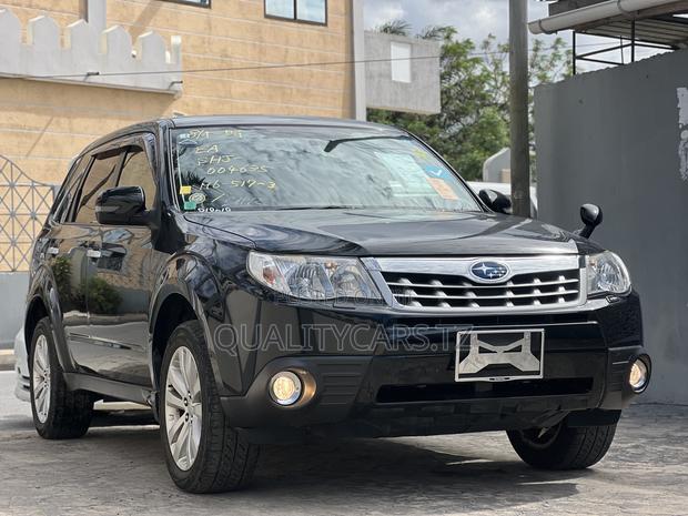 Subaru Forester 2011 Black