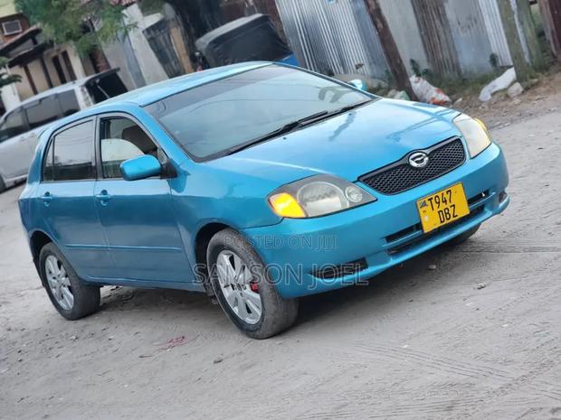 Toyota Corolla RunX 2005 Blue