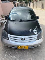 Toyota IST 2011 Silver for sale