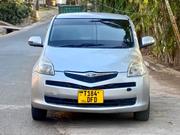 Toyota Ractis 2006 Silver for sale