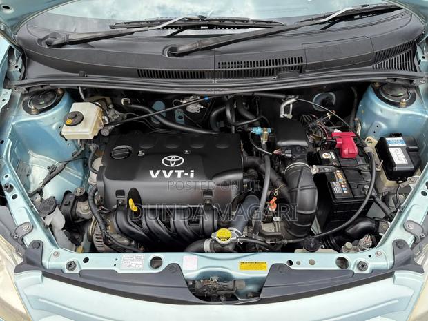 Toyota IST 2003 Blue