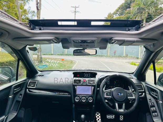 Subaru Forester 2.0XT Premium AWD 2016 Gold