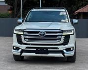 Toyota Land Cruiser 2024 White for sale