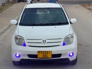 Toyota IST 2004 White for sale