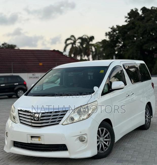 Toyota Alphard 2010 White