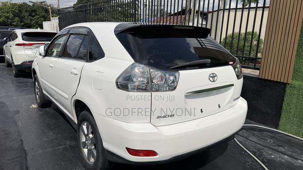 Toyota Harrier 2008 White