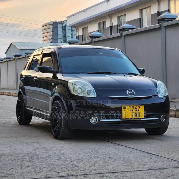 Mazda Verisa 2009 Brown