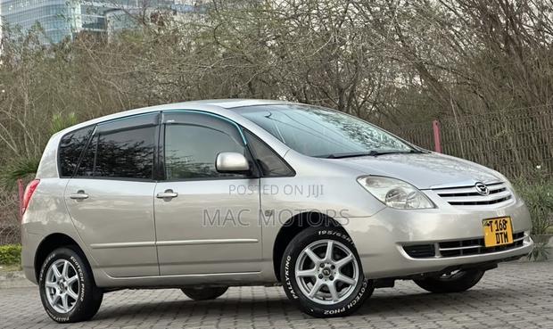 Toyota Corolla Spacio 2003 Silver