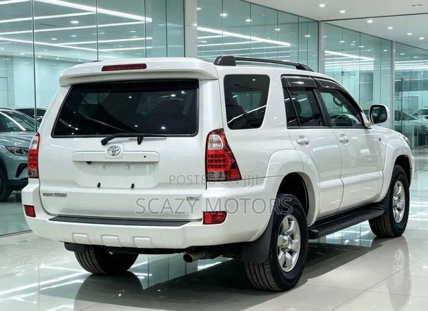 Toyota Hilux Surf 2008 White