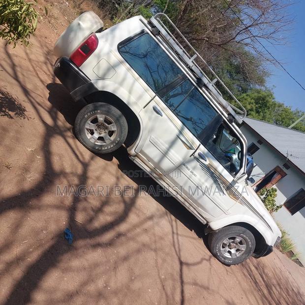 Nissan Patrol 2007 White