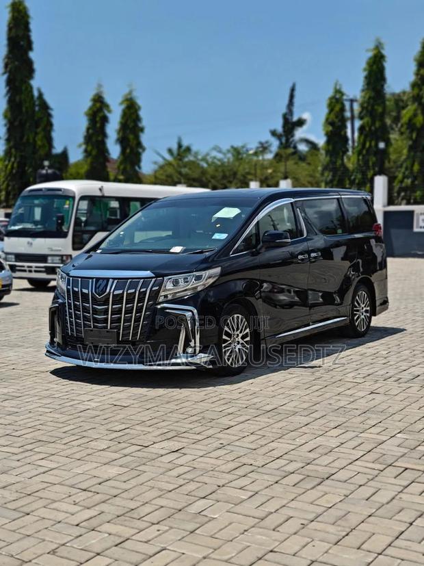 Toyota Alphard 2.5 Petrol AWD 2021 Matt Black