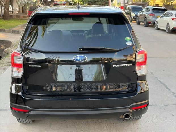 Subaru Forester 2016 Black