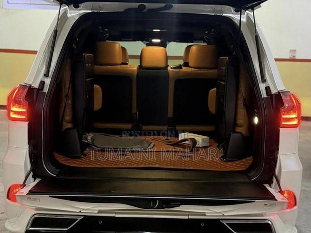 Lexus LX 2021 White