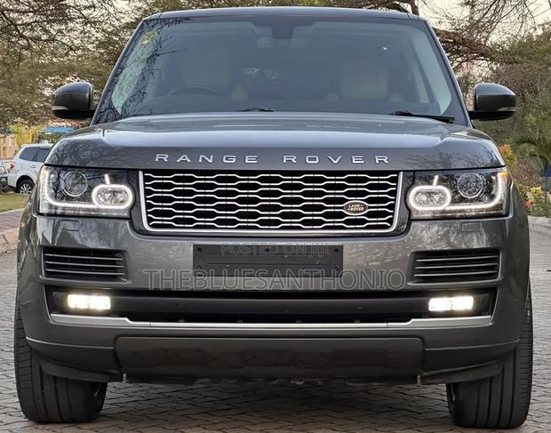Land Rover Range Rover Vogue 2015 Gray